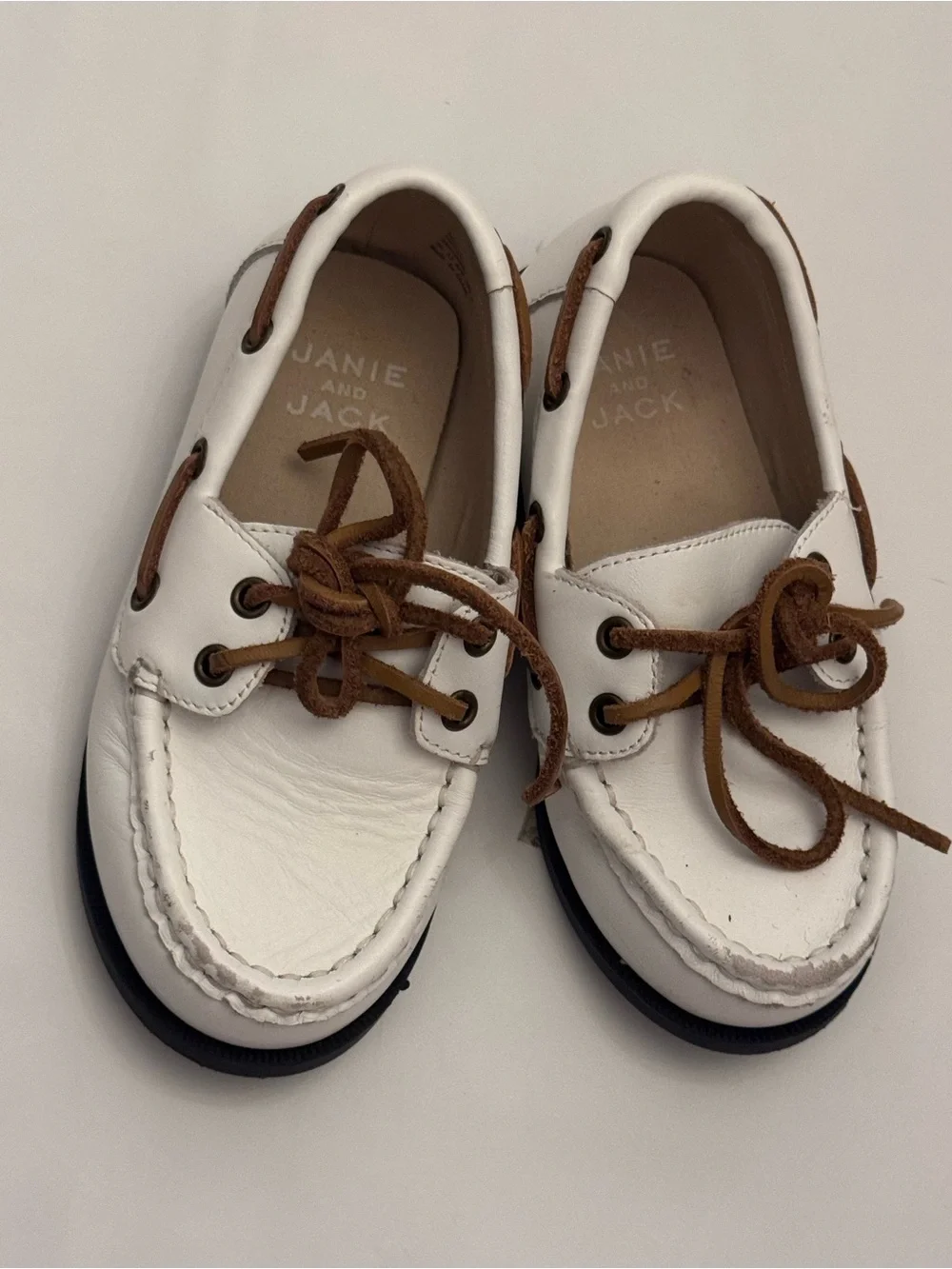 Janie and Jack White Leather Moccasin-Style Kids Shoes with Brown Laces 10